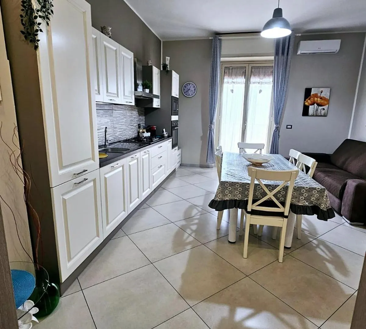 Appartamento Lu&To House Aeroporto di Catania Fontana Rossa